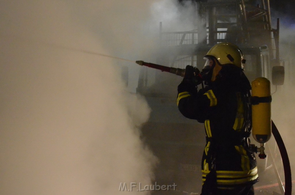 Feuer 3 Koeln Ostheim Rath Roesrathertstr P0271.JPG - Miklos Laubert
